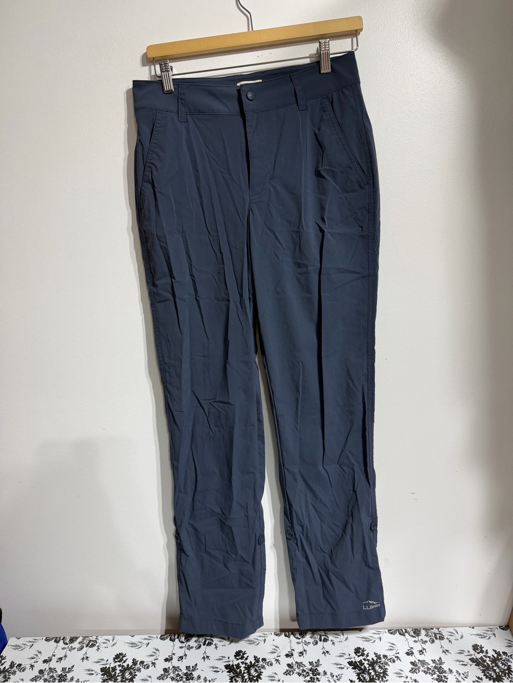 L.L. Bean Women’s Navy Blue Hiking Pants – Size 6 Regular